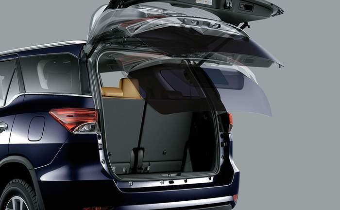 2021 Toyota Fortuner Tailgate