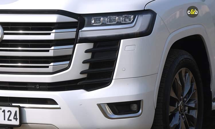 Land Cruiser 300 Drls