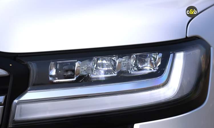 Land Cruiser 300 Light