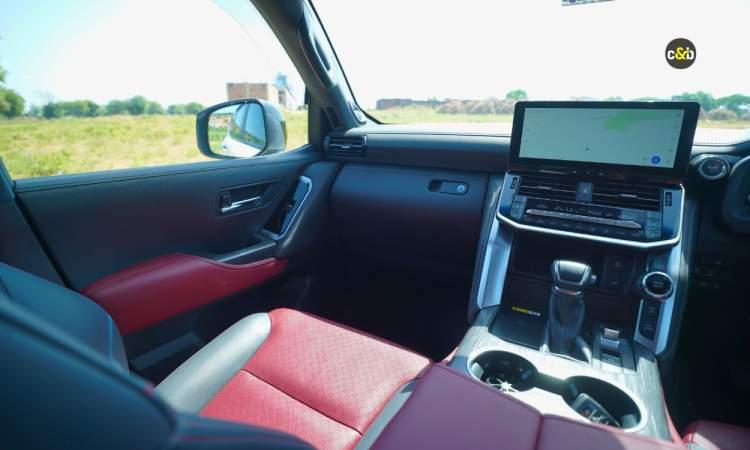 2025 Toyota Land Cruiser 300 Gr Sport Cupholder