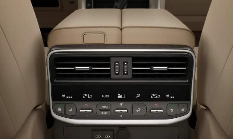 2025 Toyota Land Cruiser AC