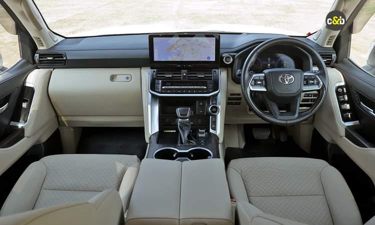 Land Cruiser 300 Dashboard