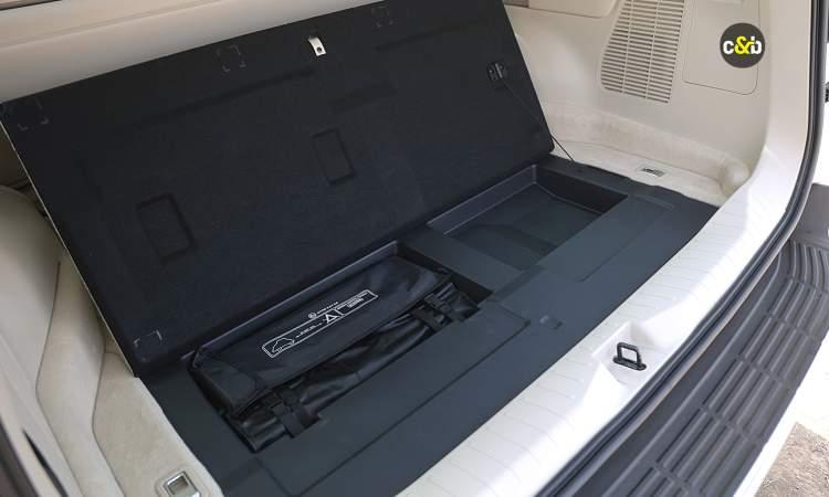 Land Cruiser 300 Safety Tools