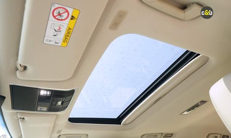 Land Cruiser 300 Sunroof