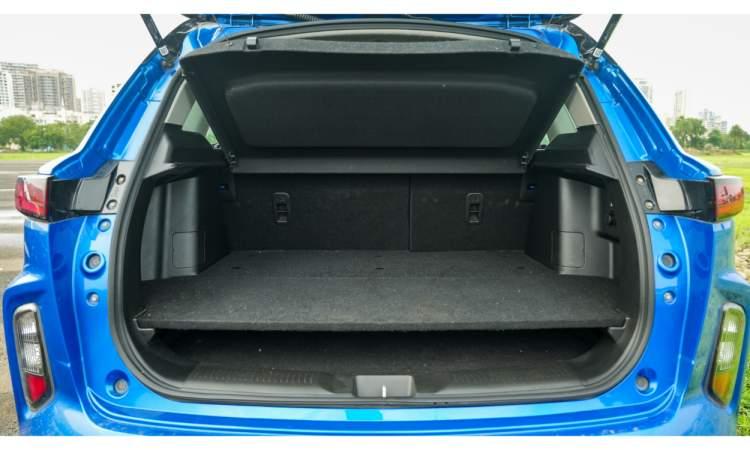 Toyata Urban Cruiser Hyryder Bootspace