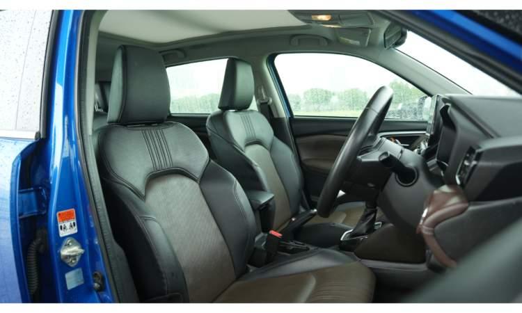 Toyata Urban Cruiser Hyryder Front Seats