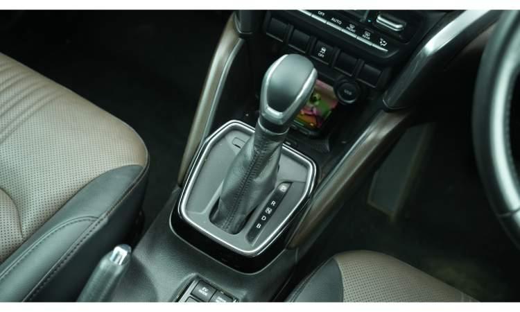 Toyata Urban Cruiser Hyryder Gear