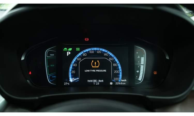 Toyata Urban Cruiser Hyryder Speedometer