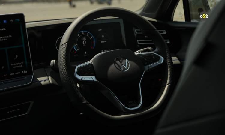 VolksWagon Tiguan Drive Image 82 B73a493e5a