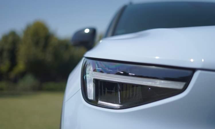 Volvo Xc40 Headlight