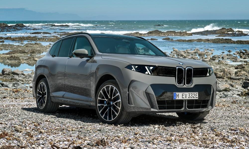 All-New BMW iX5 Debuts With 141 kWh Battery, 800+ km Range पूरी तरह से इलेक्ट्रिक iX5 की पहली पीढ़ी के मौजूदा BMW iX की जगह लेने की उम्मीद है, और इसकी ग्लोबल बिक्री 2027 में शुरू होगी.