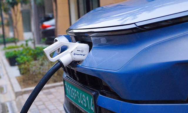 Haryana Makes EV Chargers Mandatory In New Housing & Commercial Complexes Haryana Makes EV Chargers Mandatory In New Housing & Commercial Complexes