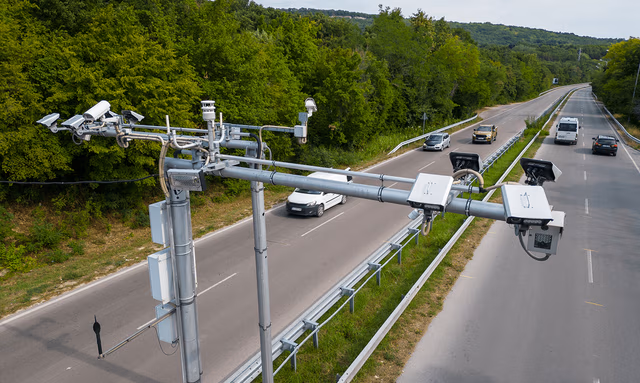 Automated Traffic Cameras and AI Challans: How Modern Enforcement Works Automated Traffic Cameras and AI Challans: How Modern Enforcement Works