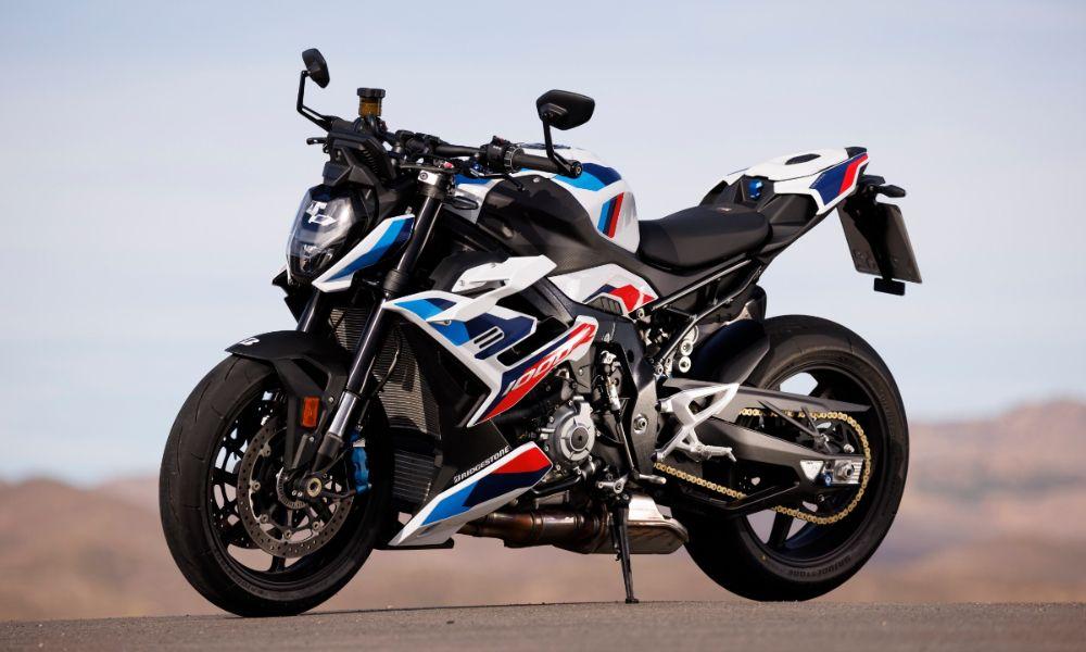 बीएमडब्ल्यू M 1000 R भारत में हुई लॉन्च, कीमत Rs. 33 लाख बीएमडब्ल्यू M 1000 R भारत में हुई लॉन्च, कीमत Rs. 33 लाख