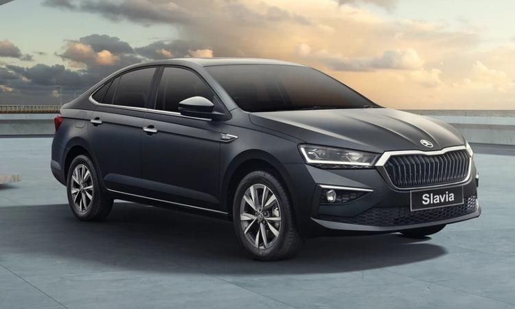 Skoda Slavia Matte Edition Priced From Rs 15.52 Lakh लिमिटेड-रन मैट एडिशन की कीमत फुली-लोडेड स्टाइल ट्रिम्स की तुलना में ₹40,000 अधिक है.