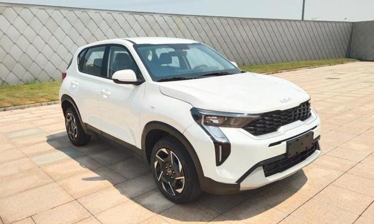 Kia Sonet Facelift Design Leaked Ahead Of Global Debut सॉनेट फेसलिफ्ट में पुराने मॉडल की तुलना में कुछ ध्यान देने योग्य बदलाव मिलते हैं. और यह सेल्टॉस के साथ कुछ डिज़ाइन एलिमेंट्स को साझा करती है. हालाँकि, यह देखते हुए कि वाहन को चीन में देखा गया था और भारत आने वाले मॉडल में कुछ बदलाव मिल सकते हैं.