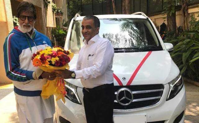 Superstar Amitabh Bachchan may not be the on the top when it comes to car enthusiasts in Bollywood, but the legendary actor has an interesting taste in automobiles and does enjoy driving around from time to time. Adding a new possession to his garage, Bachchan Sr. recently took delivery of his new Mercedes-Benz V-Class luxury MPV at his residence in Mumbai. Mercedes-Benz dealer Auto Hangar was seen delivering the new offering to the actor in the pristine white shade. While it's unclear as to which variant Mr. Bachchan has opted for, it is likely that this is the range-topping V-Class Exclusive Line trim priced at Rs. 81.90 lakh (ex-showroom, India).