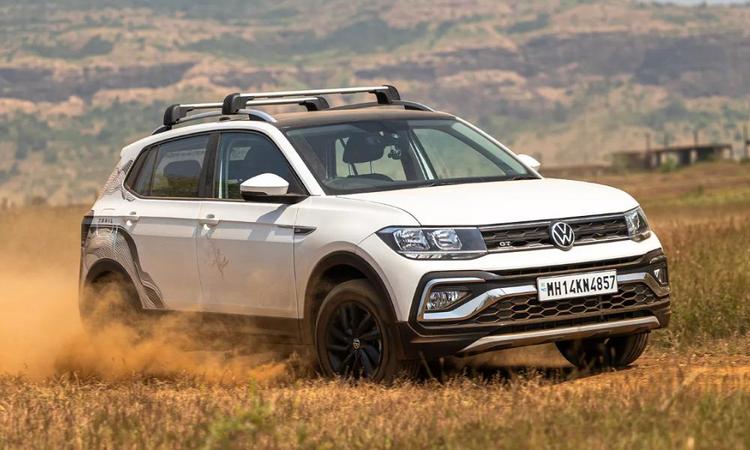 Volkswagen Taigun GT Edge Trail Edition Launched At Rs 16.30 Lakh नये जीटी एज मॉडल की खासियतों में 16 इंच के काले अलॉय व्हील, एक कंट्रास्ट छत और वैरिएंट के लिए खास डिकल्स और लेदरेट सीट कवर हैं.