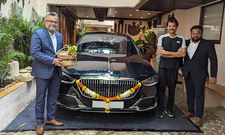 Actor Anil Kapoor Adds A Mercedes-Maybach S580 To His Garage अभिनेता ने हाल ही में अपने आवास पर अपनी बिल्कुल नई मायबाक़ S580 की डिलेवरी ली है.