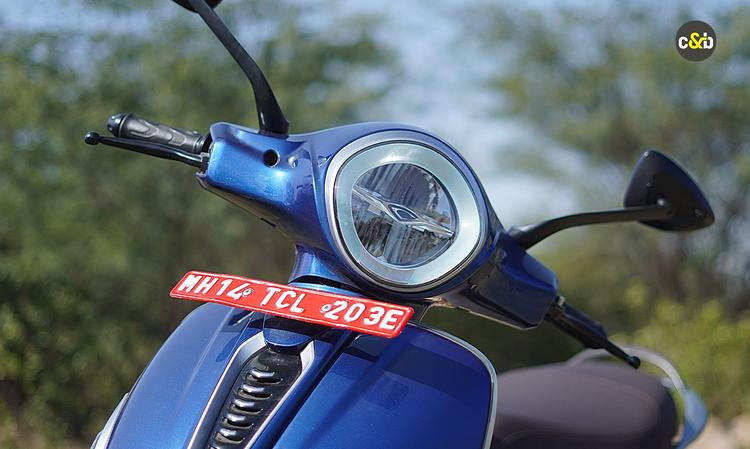 Bajaj To Launch More Affordable Chetak Variant In June यह अपडेट यांत्रिक दृष्टि से 29 सीरीज को चेतक 35 के अनुरूप लाने के लिए तैयार है.