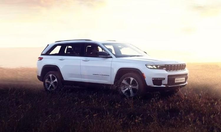 carandbike Awards 2023: Jeep Grand Cherokee Bags Luxury SUV Of The Year भारत में जीप की प्रमुख पेशकश ग्रैंड चेरोकी ने प्रशंसा हासिल करने के लिए ऑडी क्यू3 और लेक्सस एनएक्स 350एच को पीछे छोड़ दिया.