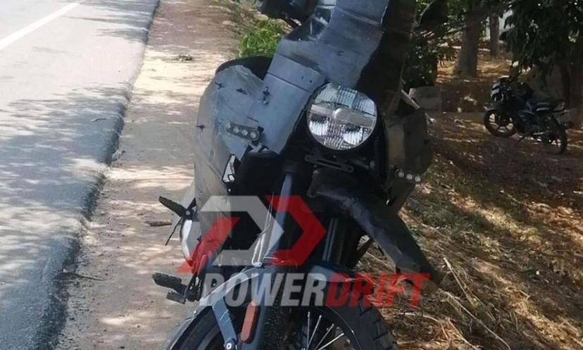 रॉयल एनफील्ड हिमालयन 450 लॉन्च से पहले उत्पादन के लिए तैयार दिखी रॉयल एनफील्ड हिमालयन 450 लॉन्च से पहले उत्पादन के लिए तैयार दिखी