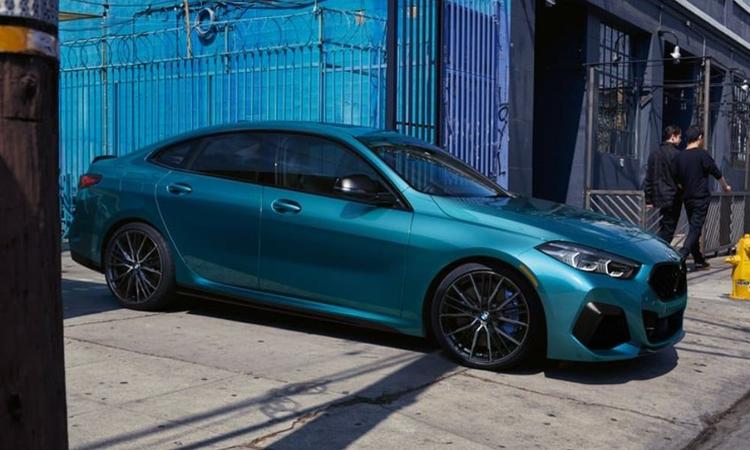 BMW 2 Series Gran Coupe & X1 Prices Hiked By Up To Rs. 90,000 For 2024 बीएमडब्ल्यू 2 सीरीज़ ग्रैन कूपे अब ₹50,000 तक अधिक महंगी है, जबकि एक्स1 का सबसे महंगा वैरिएंट लगभग ₹90,000 महंगा है.