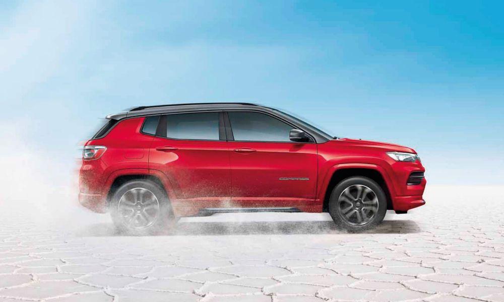 Jeep India Commences Summer Service Camp For Customers पहल के हिस्से के रूप में, कंपनी 40-प्वाइंट वाहन स्वास्थ्य जांच और चुनिंदा एक्सेसरीज पर 50 प्रतिशत तक की छूट दे रही है.