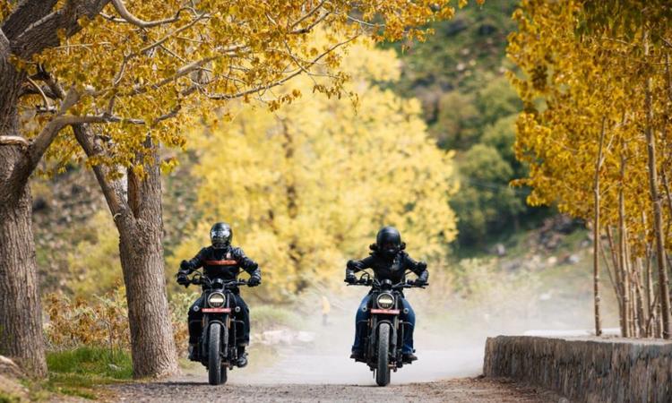 Upcoming Harley-Davidson X440 Shown In New Images X440 इस ब्रांड की पहली मोटरसाइकिल है जिसे हीरो मोटोकॉर्प के सहयोग से बनाया गया है.