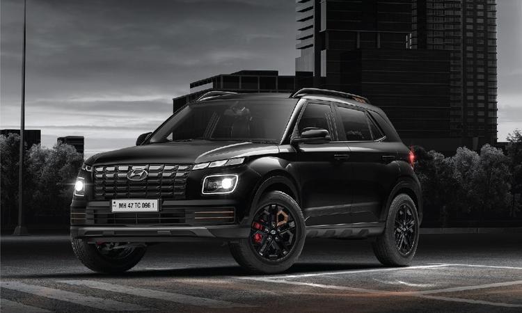 Hyundai Venue Knight Edition Launched In India; Prices Start From Rs 9.99 Lakh वेन्यू नाइट एडिशन 1.2-लीटर पेट्रोल या 1.0-लीटर टर्बो-पेट्रोल इंजन के साथ तीन वेरिएंट में उपलब्ध है.