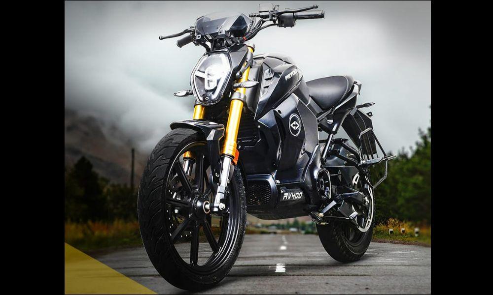 रिवोल्ट RV400 स्टेल्थ ब्लैक एडिशन हुआ लॉन्च, कीमत Rs. 1.50 लाख रिवोल्ट RV400 स्टेल्थ ब्लैक एडिशन हुआ लॉन्च, कीमत Rs. 1.50 लाख