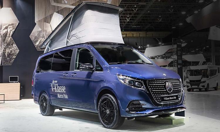 2024 Mercedes-Benz V-Class Marco Polo Debuts At Caravan Salon In Düsseldorf नई मार्को पोलो मौजूदा मॉडल की तुलना में अधिक तकनीक से भरपूर है, जबकि चार यात्रियों को कैंपिंग के लिए अधिक जगह देती है.