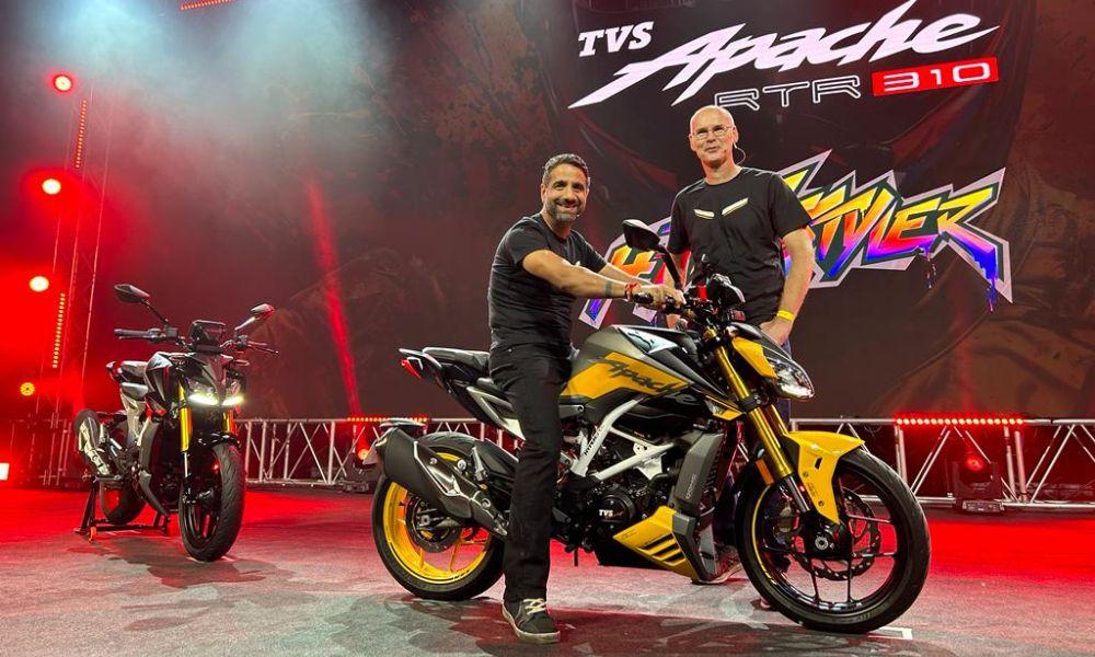 TVS Apache RTR 310 Launched At Rs 2.43 Lakh बिल्कुल नई अपाचे RTR 310 को लॉन्च किया है. यह मोटरसाइकिल एक प्रमुख नेकेड स्ट्रीट बाइक है जो ब्रांड की आरटीआर रेंज में सबसे ऊपर अपनी जगह बनाती है.