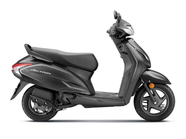Honda Activa Limited Edition Launched At Rs 80,734 बुकिंग शुरू होने के साथ, लिमिटेड एडिशन एक्टिवा सभी होंडा रेड विंग डीलरशिप पर उपलब्ध होगी, लेकिन केवल सीमित अवधि के लिए ही आएंगी.