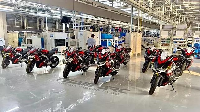 Aprilia RS457 Production Begins; Deliveries To Commence From March 1 ₹4.10 लाख (एक्स-शोरूम) कीमत पर, RS457 का निर्माण पियाजियो के बारामती प्लांट में किया जा रहा है.