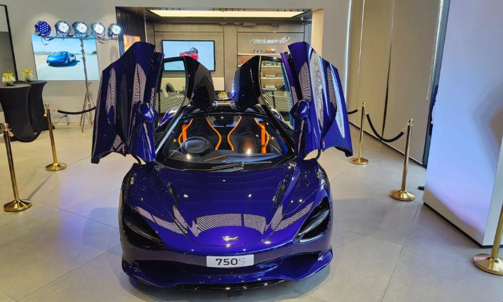 McLaren 750S Launched In India; Priced At Rs 5.91 Crore अप्रैल 2023 में वैश्विक बाज़ार में पेश की गई मैकलारेन 750S को अब भारत में भी लॉन्च कर दिया गया है.