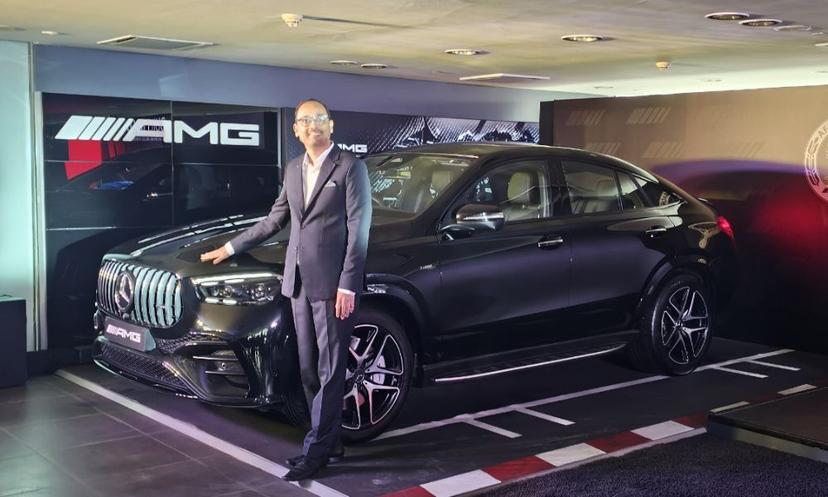 2024 मर्सिडीज-AMG GLE 53 कूपे भारत में हुई लॉन्च, कीमत Rs. 1.85 करोड़ से शुरू 2024 मर्सिडीज-AMG GLE 53 कूपे भारत में हुई लॉन्च, कीमत Rs. 1.85 करोड़ से शुरू