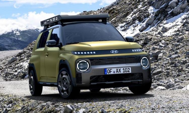 Hyundai Inster Cross Unveiled; Gets Rugged Styling इंस्टर क्रॉस का निर्माण इस साल के अंत में कोरिया में ह्यून्दे के प्लांट में शुरू होगा.
