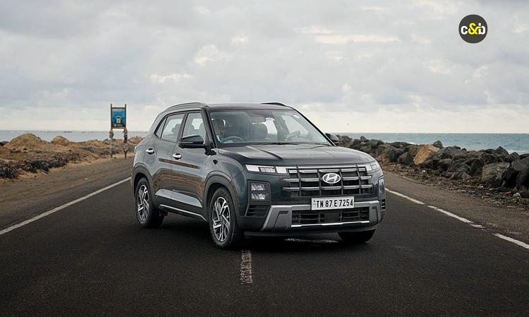 Hyundai Creta Tops Sales Charts In June, Becomes Bestseller For Third Time In 2025 क्रेटा 2025 की पहली छमाही में देश की सबसे ज्यादा बिकने वाली एसयूवी भी बन गई है.