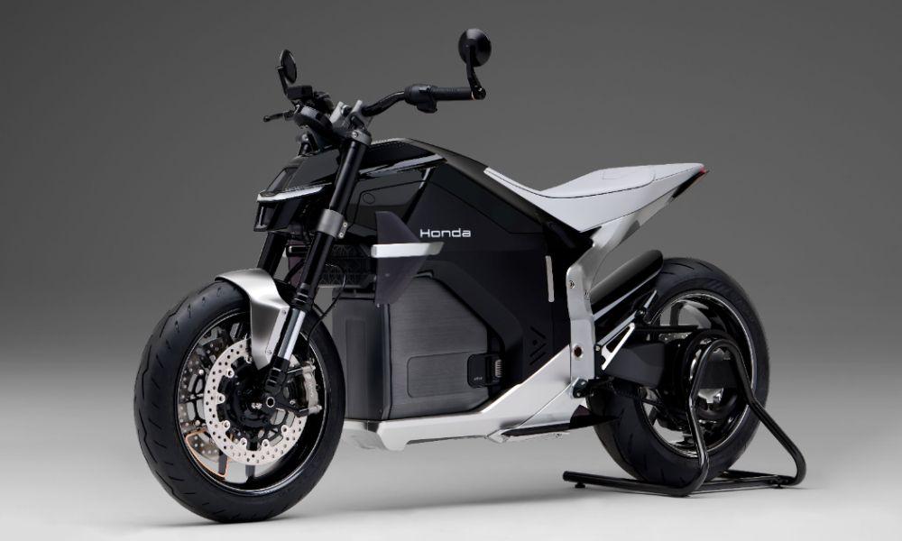 Honda Motorcycles To Build New EV Production Facility In India निर्माता ने उल्लेख किया कि प्लांट 2028 तक कार्यात्मक हो जाएगा, और प्लांट में बने वाहनों को विदेशी बाजारों में भी निर्यात किया जाएगा.