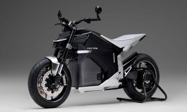 Honda Motorcycles To Build New EV Production Facility In India निर्माता ने उल्लेख किया कि प्लांट 2028 तक कार्यात्मक हो जाएगा, और प्लांट में बने वाहनों को विदेशी बाजारों में भी निर्यात किया जाएगा.