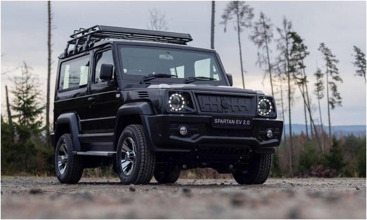 MW Motors’ Spartan 2.0 Is An All-Electric Force Gurkha With Up To 240 KM Range स्पार्टन 2.0 में फोर्स गोरखा के बॉडीशेल, चेसिस, सस्पेंशन और इंटीरियर का उपयोग किया गया है, जबकि मोटर और बीएमएस चेक कंपनी ने ही बनाए हैं.