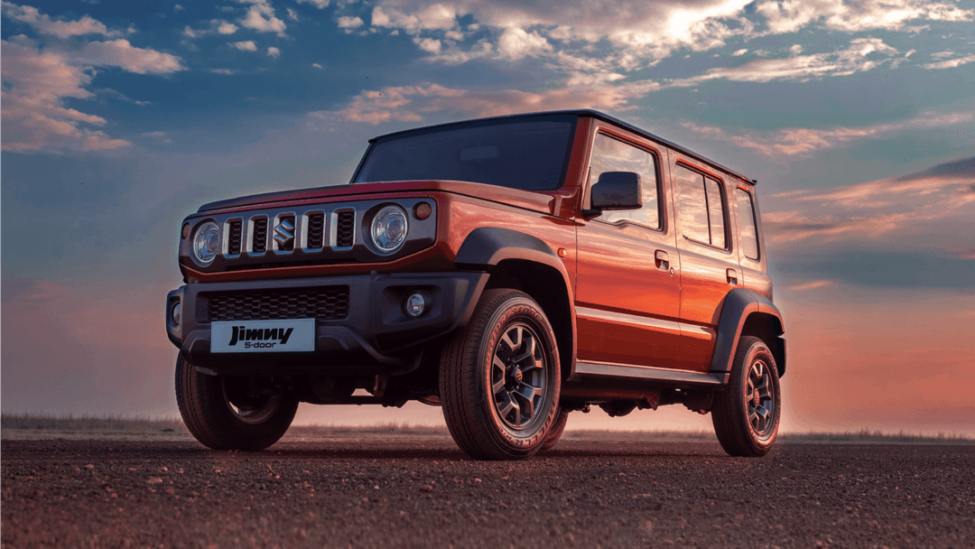 Suzuki Introduces Jimny 5-Door Model in Indonesia सुजुकी ने 2023 की शुरुआत में भारत में जिम्नी 5-डोर को लॉन्च किया
और अब इंडोनेशिया इंटरनेशनल मोटर शो (IIMS) में कार पर से पर्दा हटाया गया है.