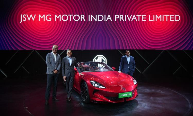 MG-JSW Plot New Models Every 3-6 Months, 1st Launch Under JV Confirmed For September जेएसडब्ल्यू एमजी मोटर इंडिया इस कैलेंडर वर्ष में दो वाहन लॉन्च करेगी, पहला लॉन्च सितंबर 2024 में होगा.