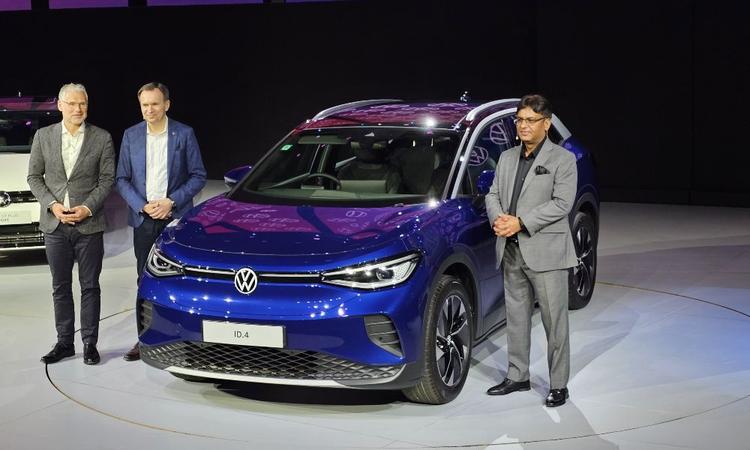 Volkswagen ID.4 Showcased In India ID.4 वैश्विक बाजार में फोक्सवैगन की सबसे लोकप्रिय इलेक्ट्रिक कारों में से एक है.