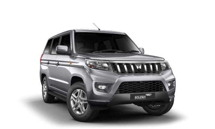 Mahindra Bolero Neo Plus Launched In India At Rs 11.39 Lakh वाहन में 9 सीटों वाला प्रारूप है और इसे दो वैरिएंट में पेश किया गया है, जिसमें P4 (कीमत ₹11.39 लाख) और P10 (कीमत ₹12.49 लाख) शामिल है.