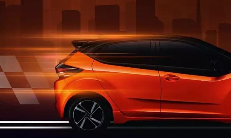 Tata Altroz Racer Teased Ahead Of June 2024 Debut अल्ट्रोज़ रेसर में कुछ नए स्टाइलिंग संकेत और मानक अल्ट्रोज़ की तुलना में अधिक शक्तिशाली इंजन होगा.
