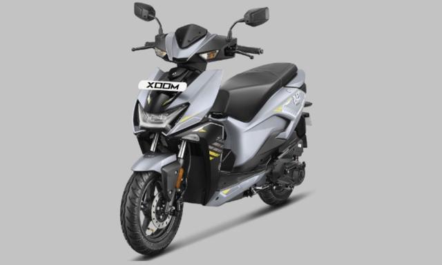 हीरो ज़ूम 110 कॉम्बैट एडिशन रु.80,967 में लॉन्च हुआ  नया हीरो ज़ूम कॉम्बैट एडिशन,  ज़ूम 110 वैरिएंट लाइनअप के टॉप पर आता है और इसे नए मैट शैडो ग्रे रंग योजना में पेश किया गया है.