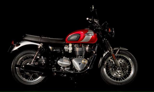 ट्रायम्फ बोनेविले T120 एल्विस प्रेस्ली एडिशन हुआ पेश, केवल बिकेंगी 925 बाइक्स नई ट्रायम्फ बोनेविले T120 एल्विस प्रेस्ली एडिशन दुनिया भर में केवल 925 बाइक्स तक सीमित हैं.