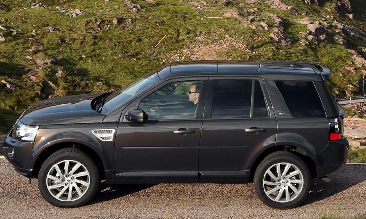 JLR To Revive Freelander Name For New EV Brand With This Chinese EV Firm ईवी की नई सीरीज़ शुरू में चीन में बेची जाएगी, लेकिन समय के साथ अन्य देशों में बिक्री के लिए निर्यात की जाएगी.